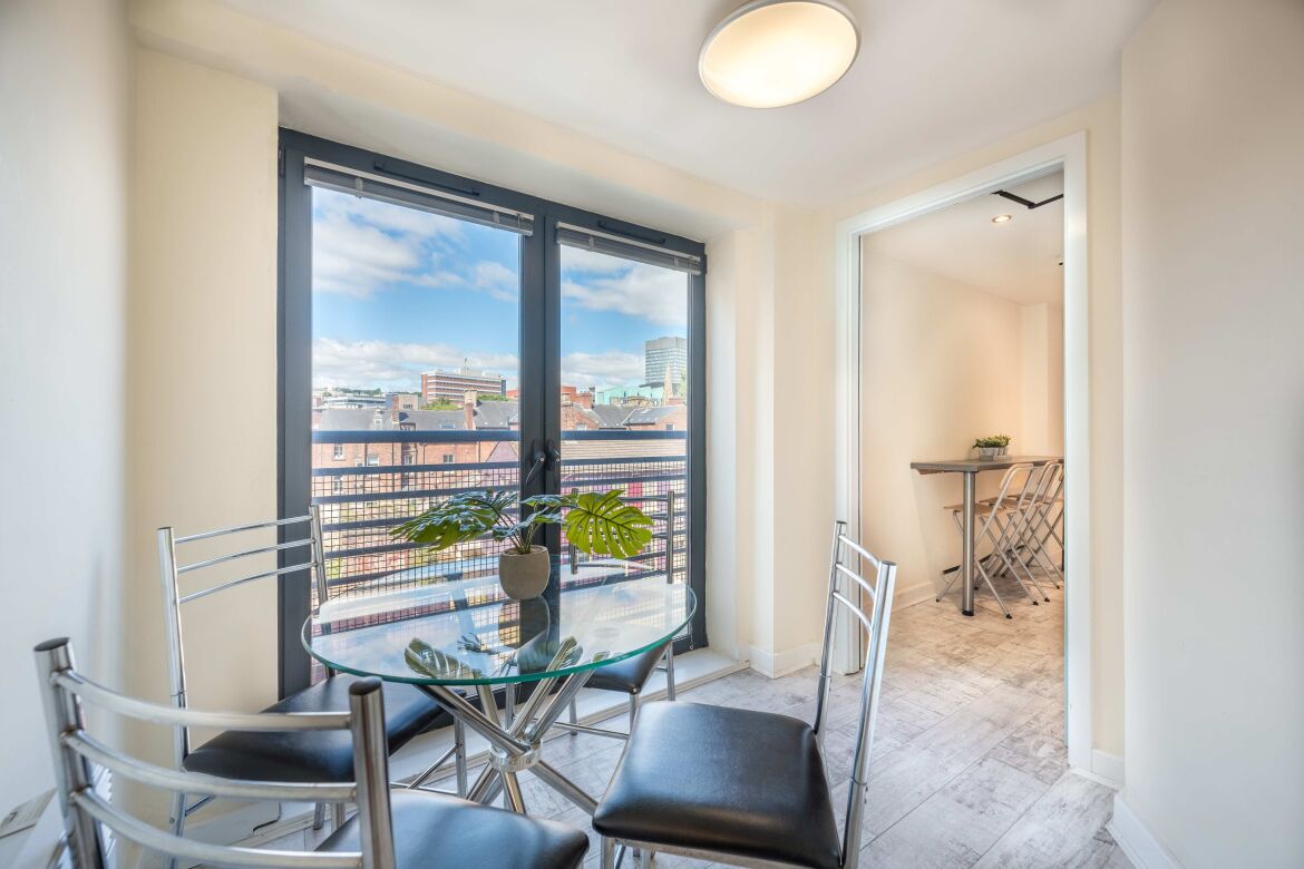 3 Regent Terrace - 4 Bed Apartment Image 9